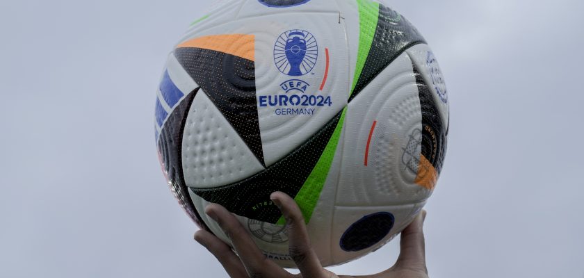 Bilete la EURO 2024, disponibile pe platforma UEFA din 4 decembrie