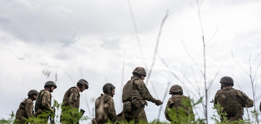 Kievul acuză că trupele ruse au executat cel puţin şapte prizonieri de război ucraineni lângă Bahmut
