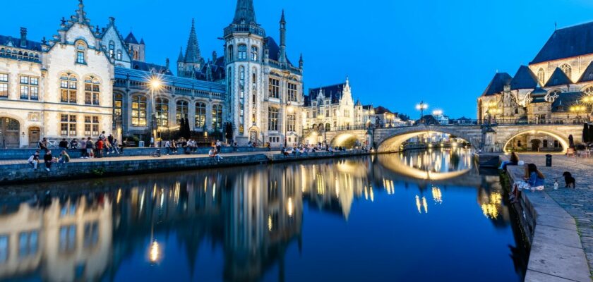 Belgia li se alătură puținelor țări care au un salariu minim de peste 2.000 de euro
