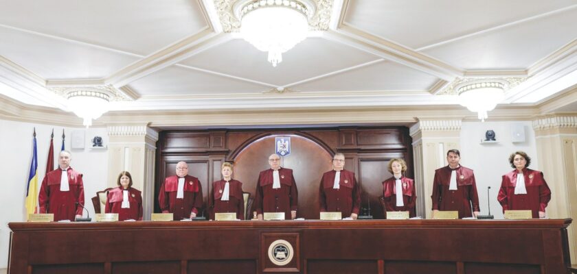 Veniturile de nababi ale judecătorilor CCR. Ce sporuri și beneficii au aceștia