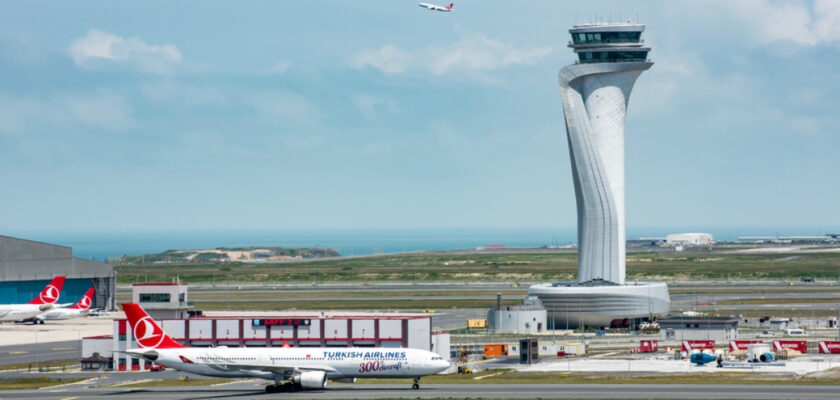 Țara în care pasagerii care îşi desfac centura înainte de oprirea avionului riscă să plătească o amendă