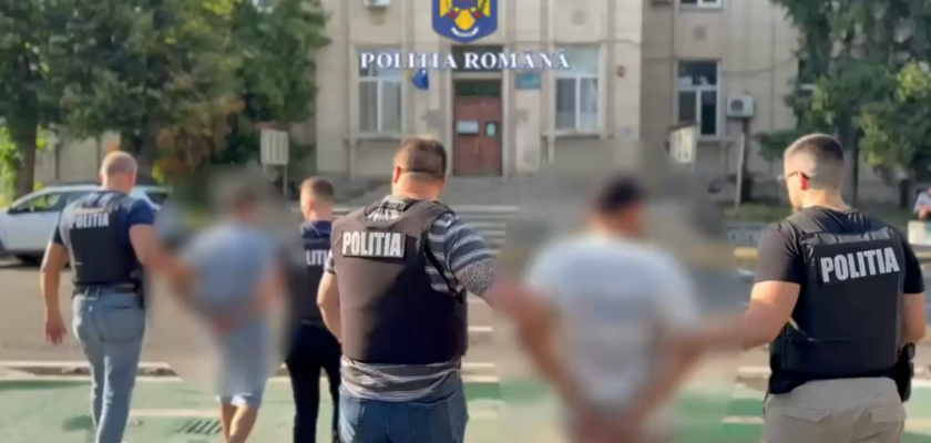 Bărbații care au încercat să bage o femeie cu forţa într-un autoturism au ajuns după gratii