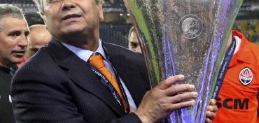 Liga Campionilor la fotbal, sferturile de finală. UEFA l-a onorat pe Mircea Lucescu