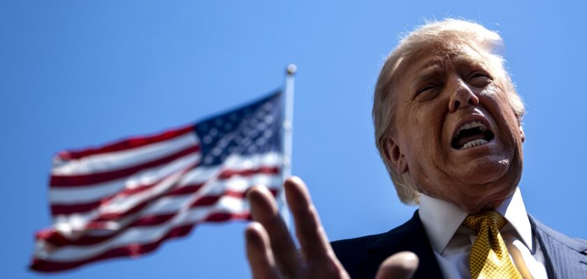 În prima lui reacție, Trump spune ce vor face Zelenski și Putin, după gestul fără precedent al liderului de la Kiev pentru încheierea războiului